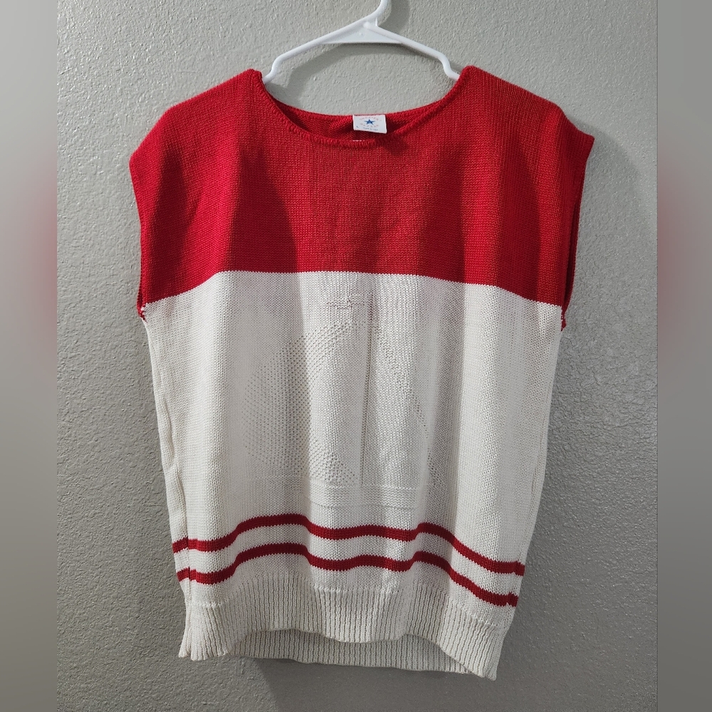 Vintage 80s sleeveless nautical sailboat sweater by Sweater Bazaar